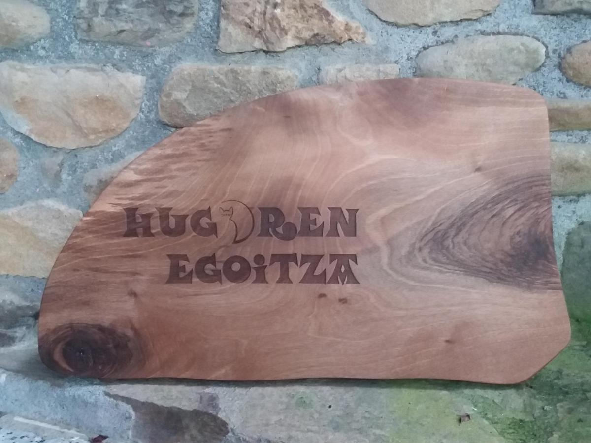 Hugoren Egoitza Zubialde Exterior photo